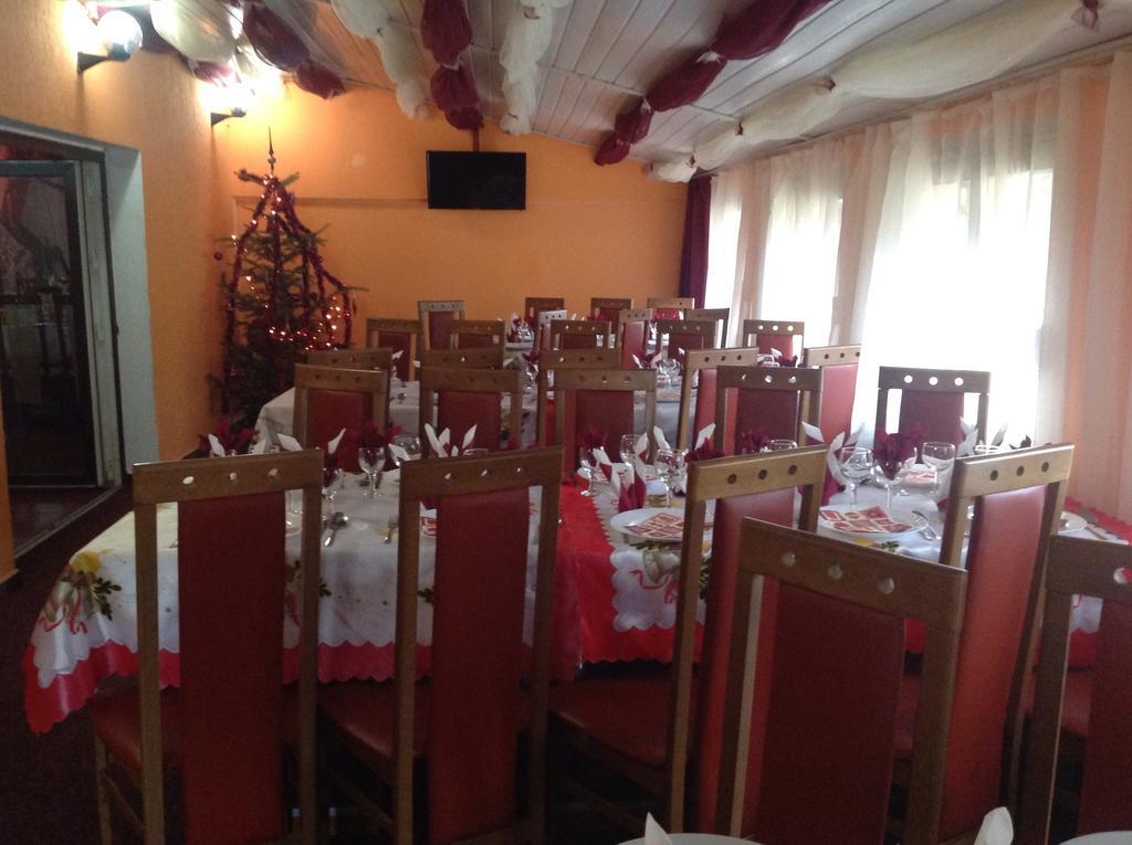 Hotel Panoramic Moneasa Bilik gambar